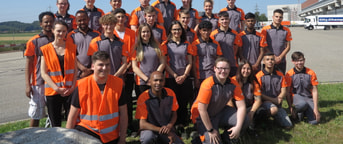 Gruppenfoto von Lernenden Gruppenfoto von Lernenden